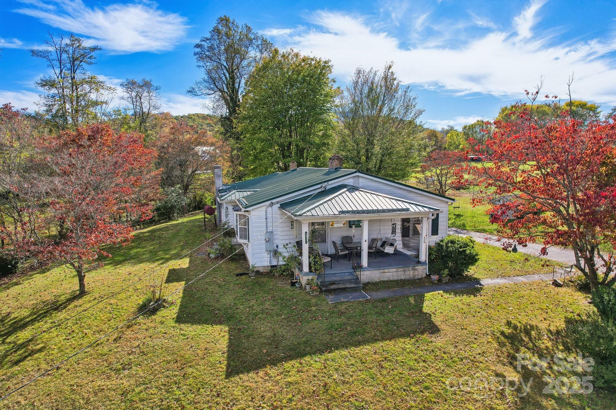 Property Photo: 396 &Amp 400 Will Hyatt Road NC 28786