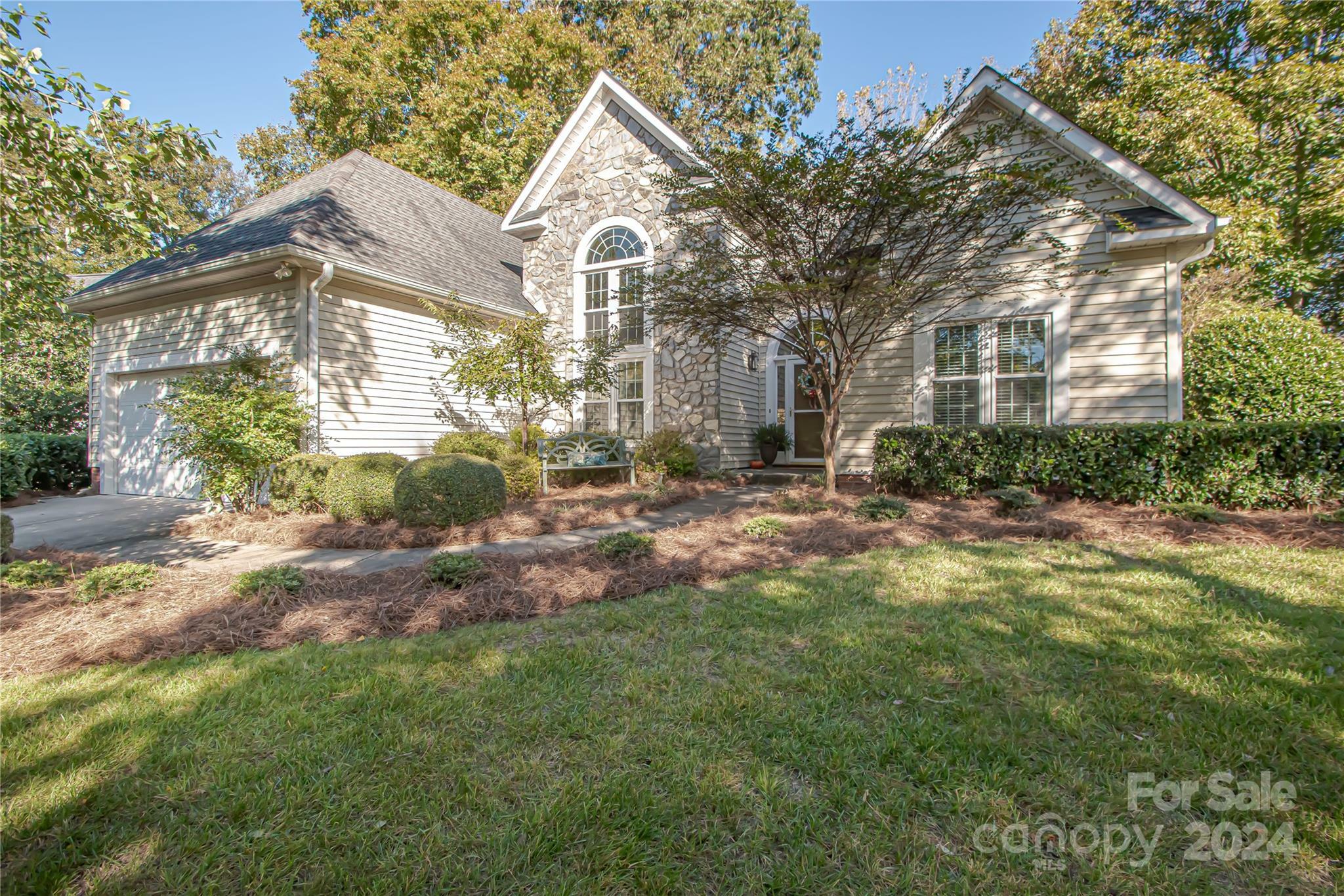 Property Photo:  6814 Bevington Brook Lane  NC 28277 