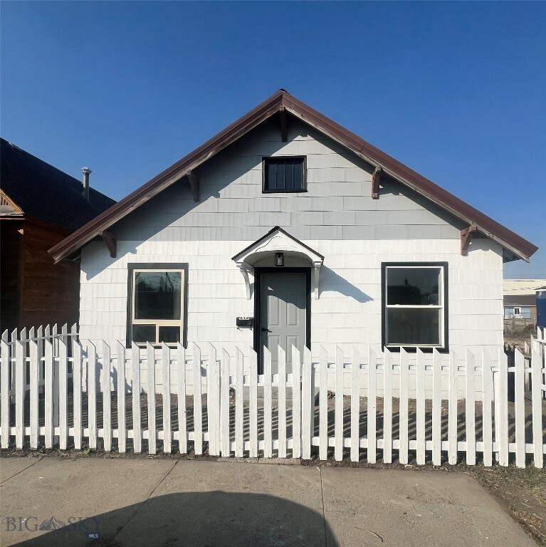 416 2nd  Deer Lodge MT 59722 photo