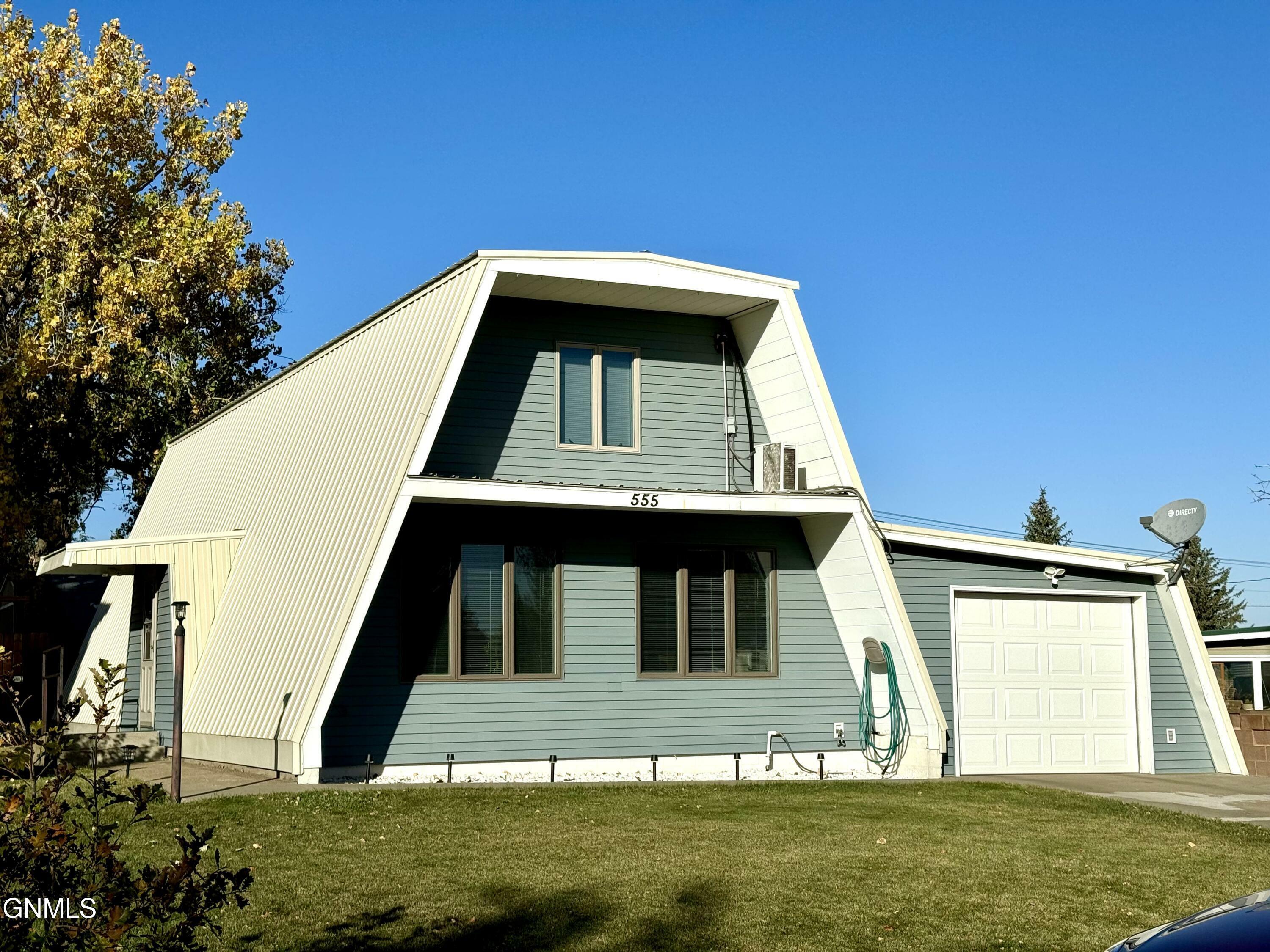 Property Photo:  555 1st Avenue SW  ND 58621 