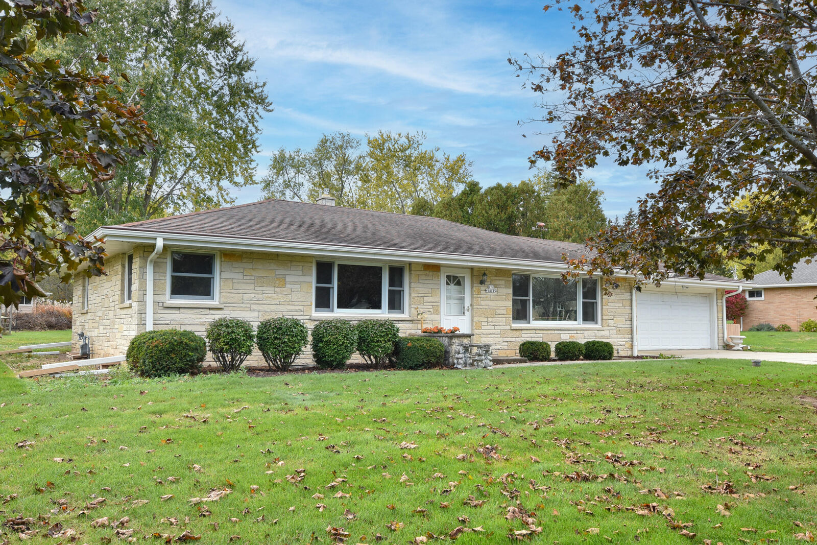 Property Photo: N76w14195 Lari Lou Dr WI 53051