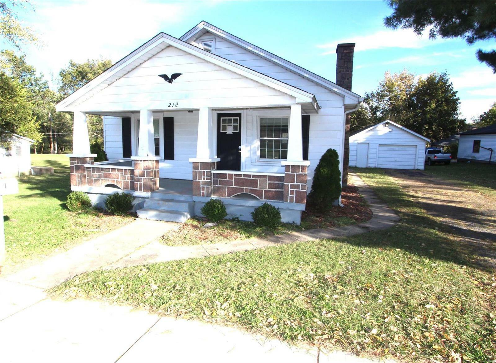 Property Photo:  212 N Large Street  MO 63601 