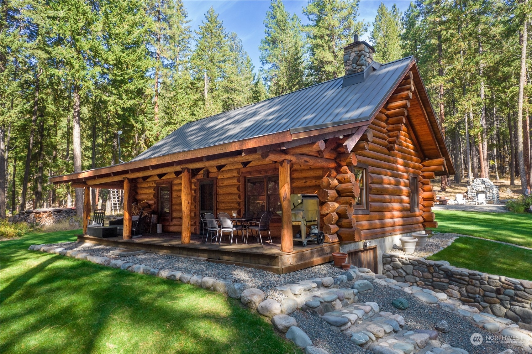 Property Photo: 588 Lost River Road WA 98833