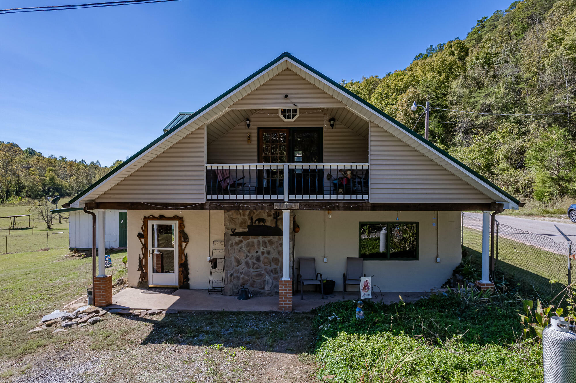 Property Photo:  2443 Fairview Road  TN 37354 