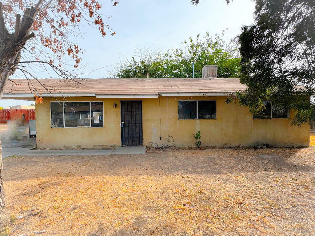 Property Photo:  30808 Commercial Road  CA 93291 