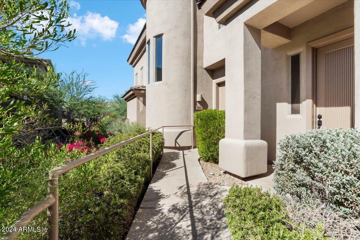 16420 N Thompson Peak Parkway 1014  Scottsdale AZ 85260 photo