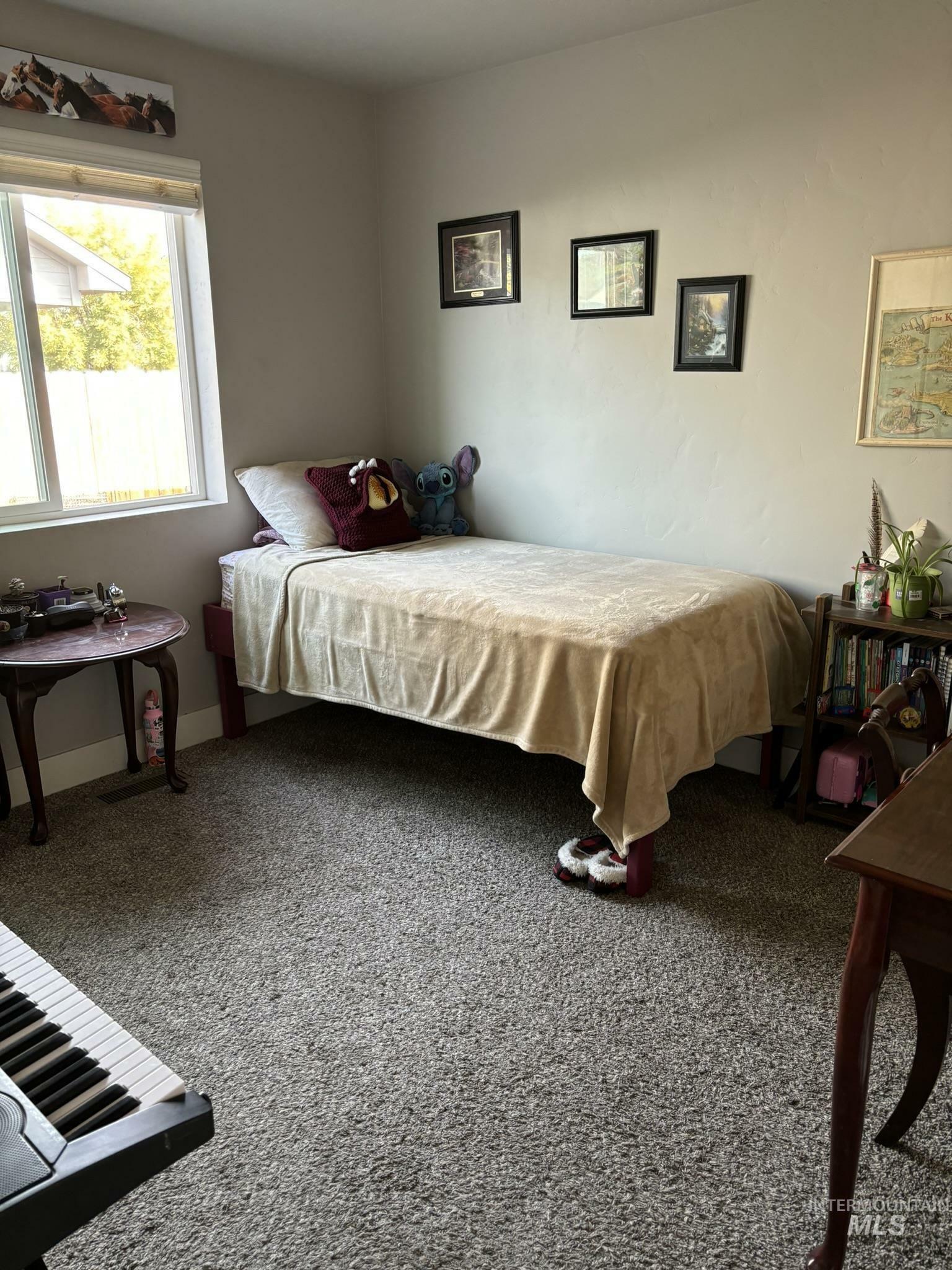 Property Photo: 1090 W 10th Street ID 83672