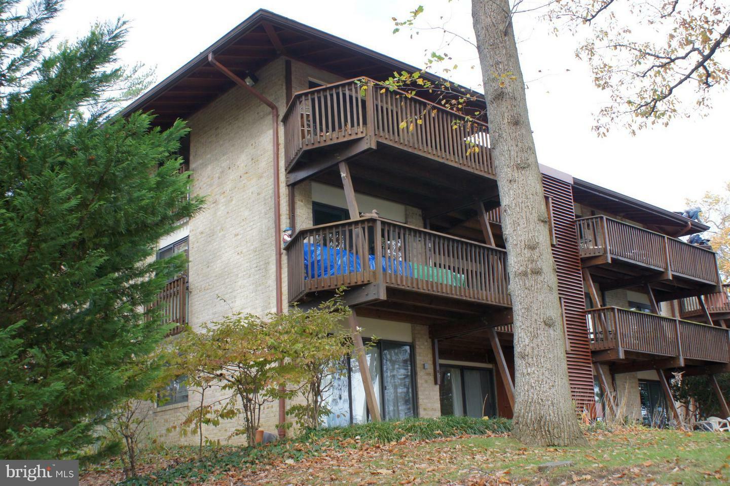 Property Photo: 756 Fairview Avenue B MD 21403