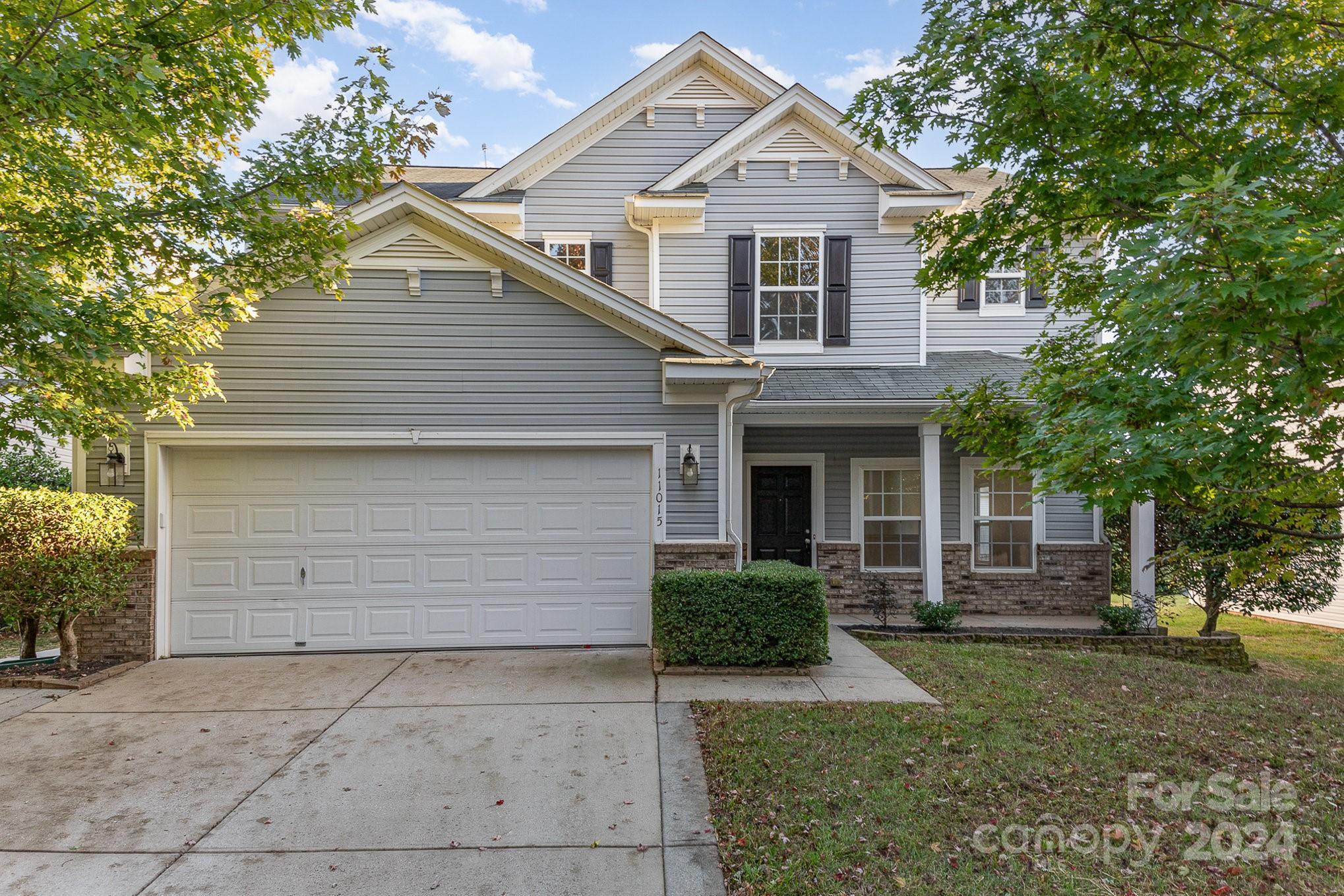Property Photo: 11015 Kinnairds Street NC 28278