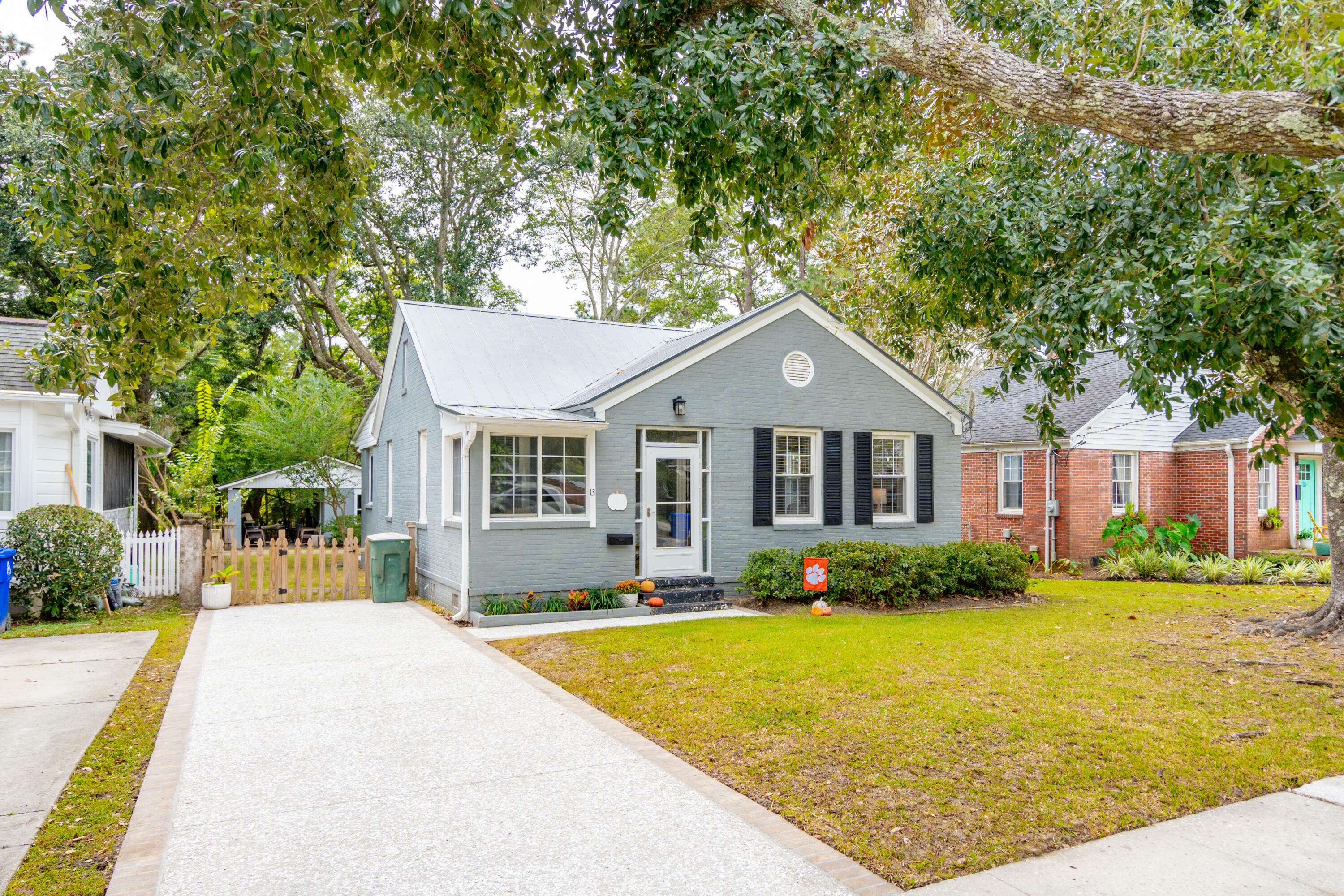 Property Photo:  13 Lyttleton Street  SC 29407 