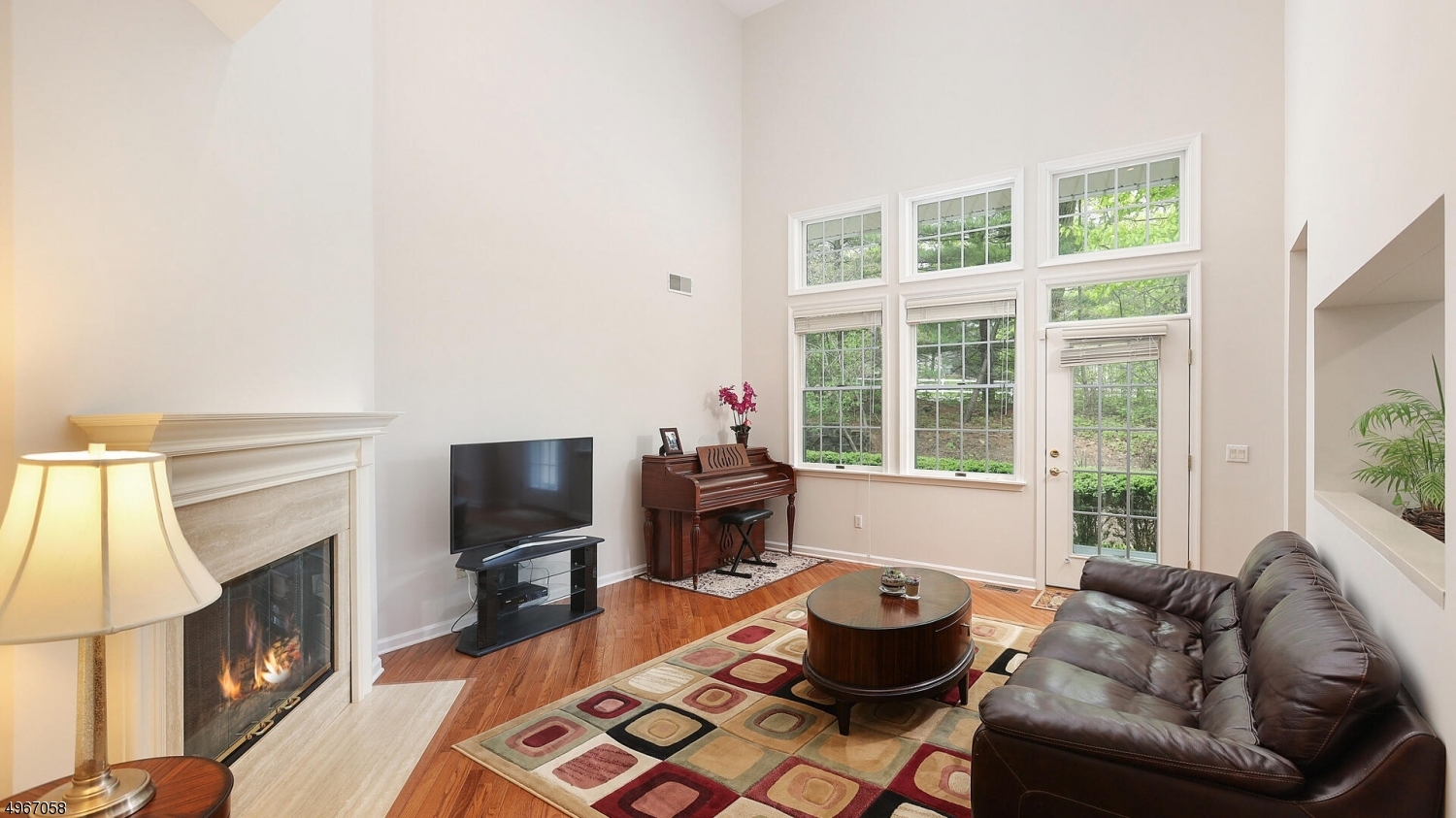 Property Photo:  18 Hadley Ct  NJ 07920 