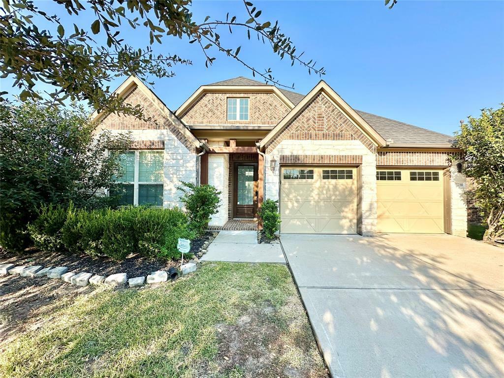 Property Photo:  2234 Falcon Brook Drive  TX 77494 