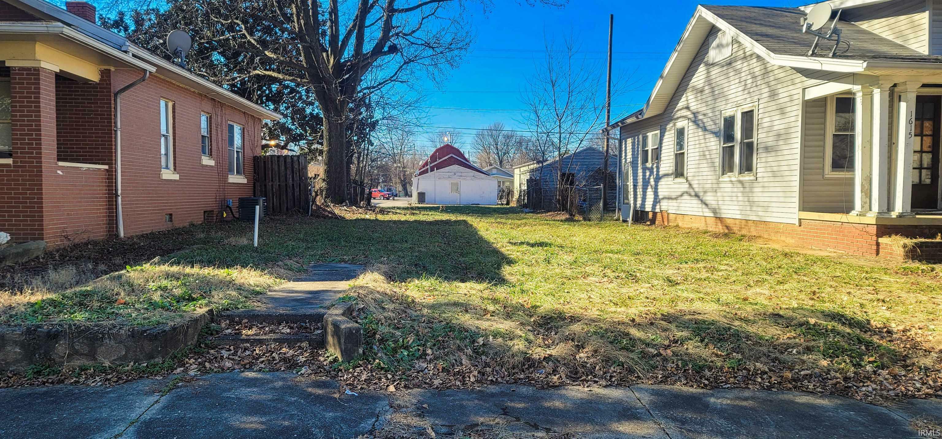 Property Photo:  1617 S New York Avenue  IN 47714-3417 