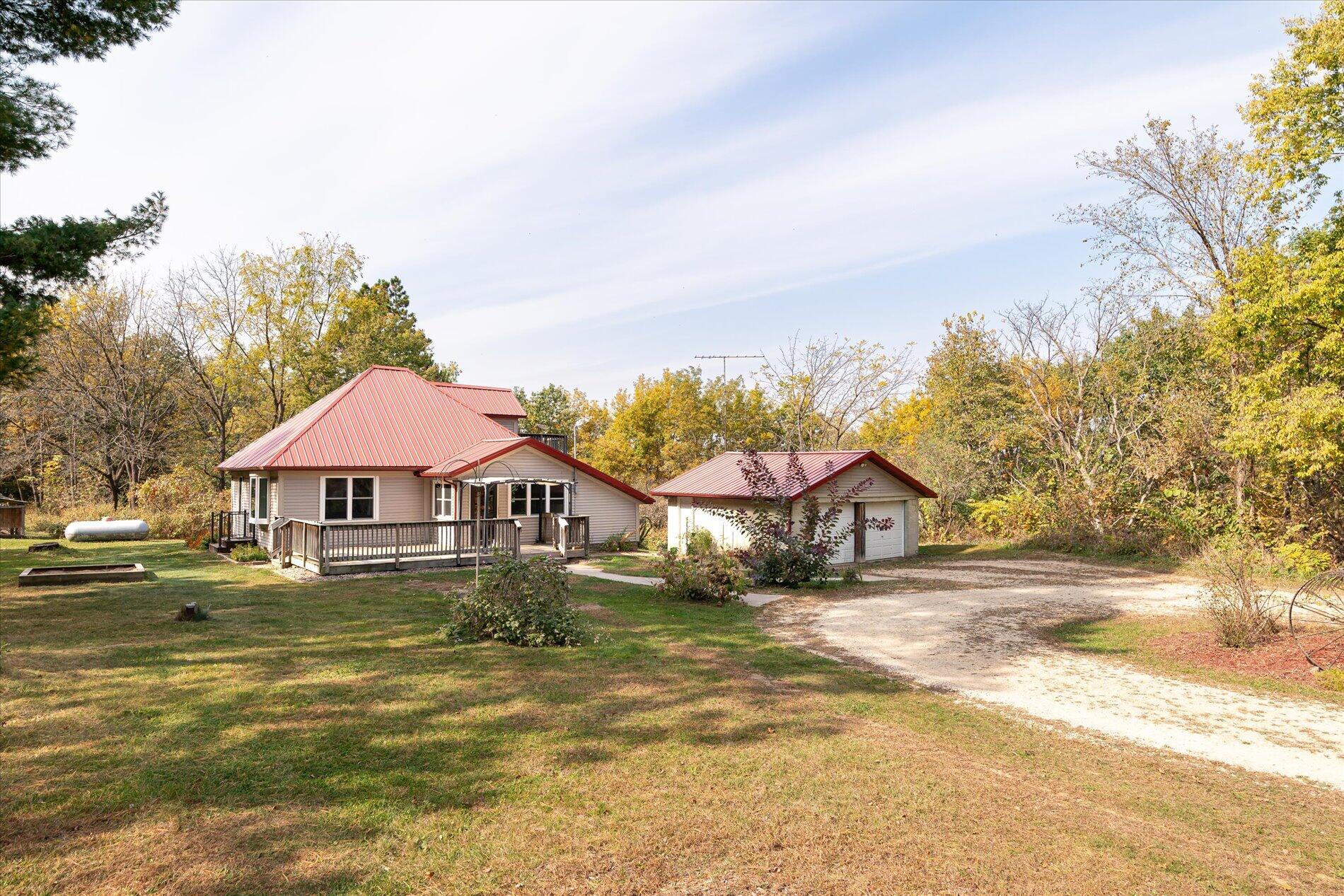 Property Photo: 6080 State 16 - MN 55941
