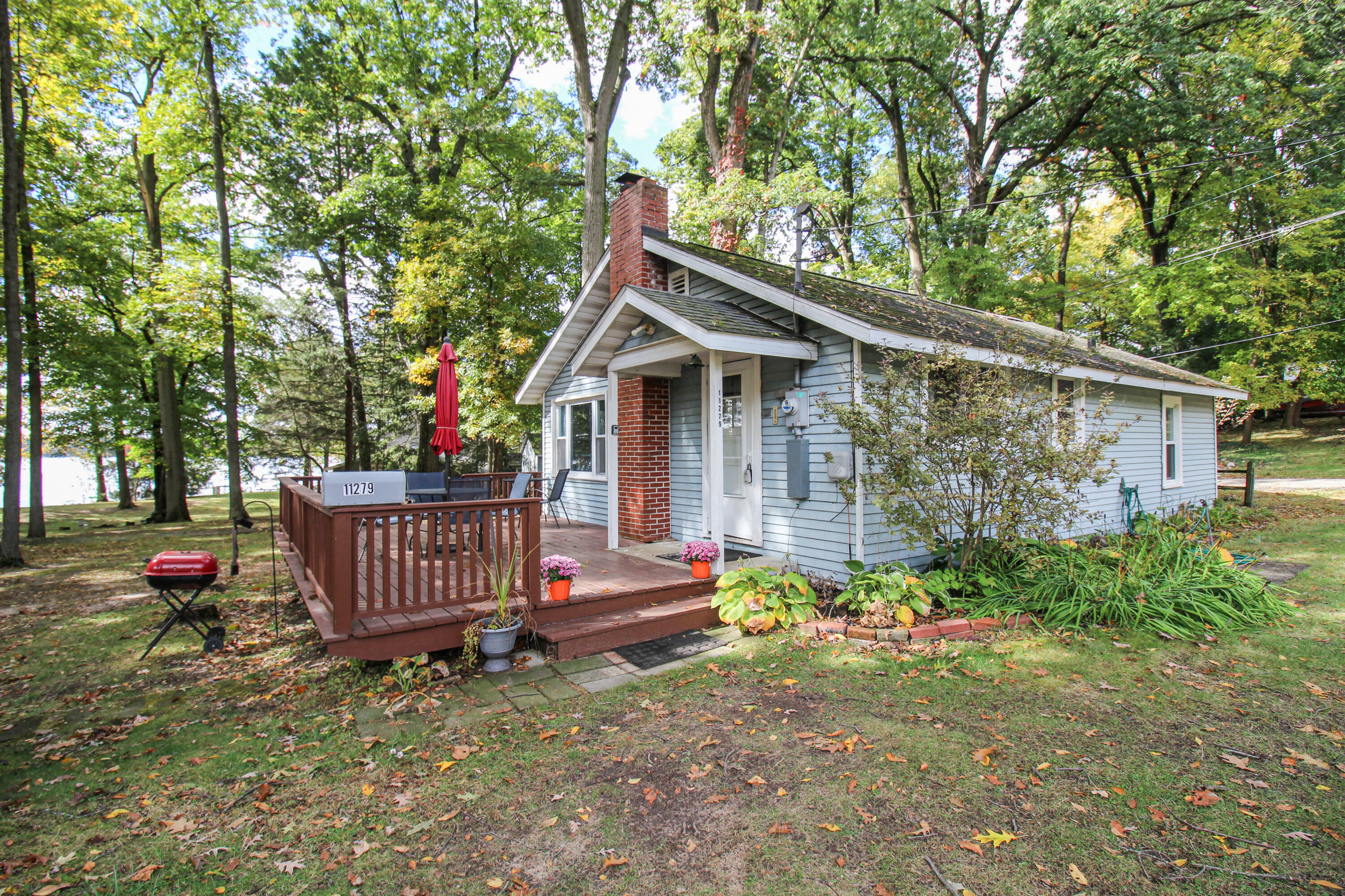 Property Photo:  11279 Point Road  MI 49093 