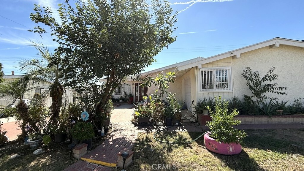 Property Photo:  407 E Ramona Drive  CA 92376 