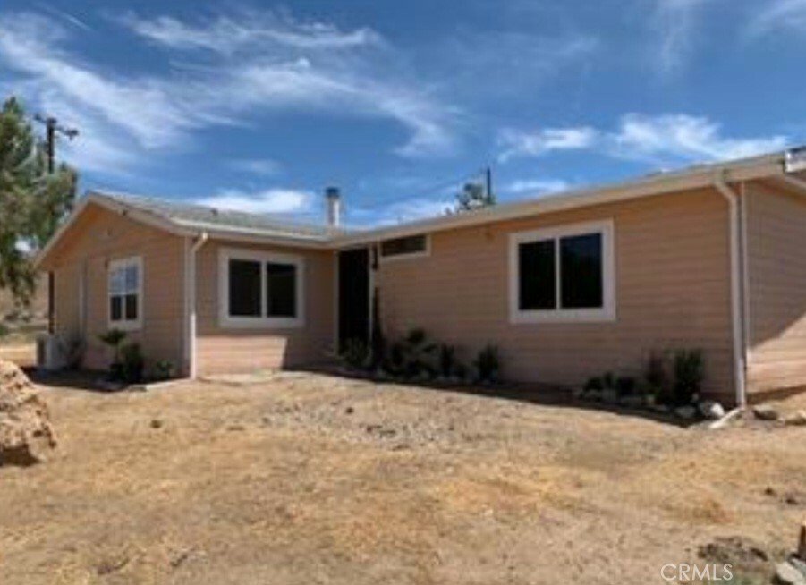 Property Photo:  900 Carson Mesa Road  CA 93550 