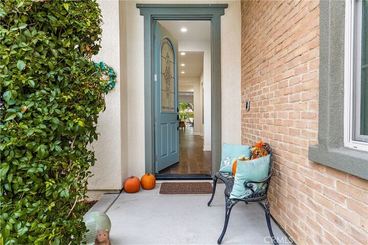 Property Photo:  398 Cameo Way  CA 92823 