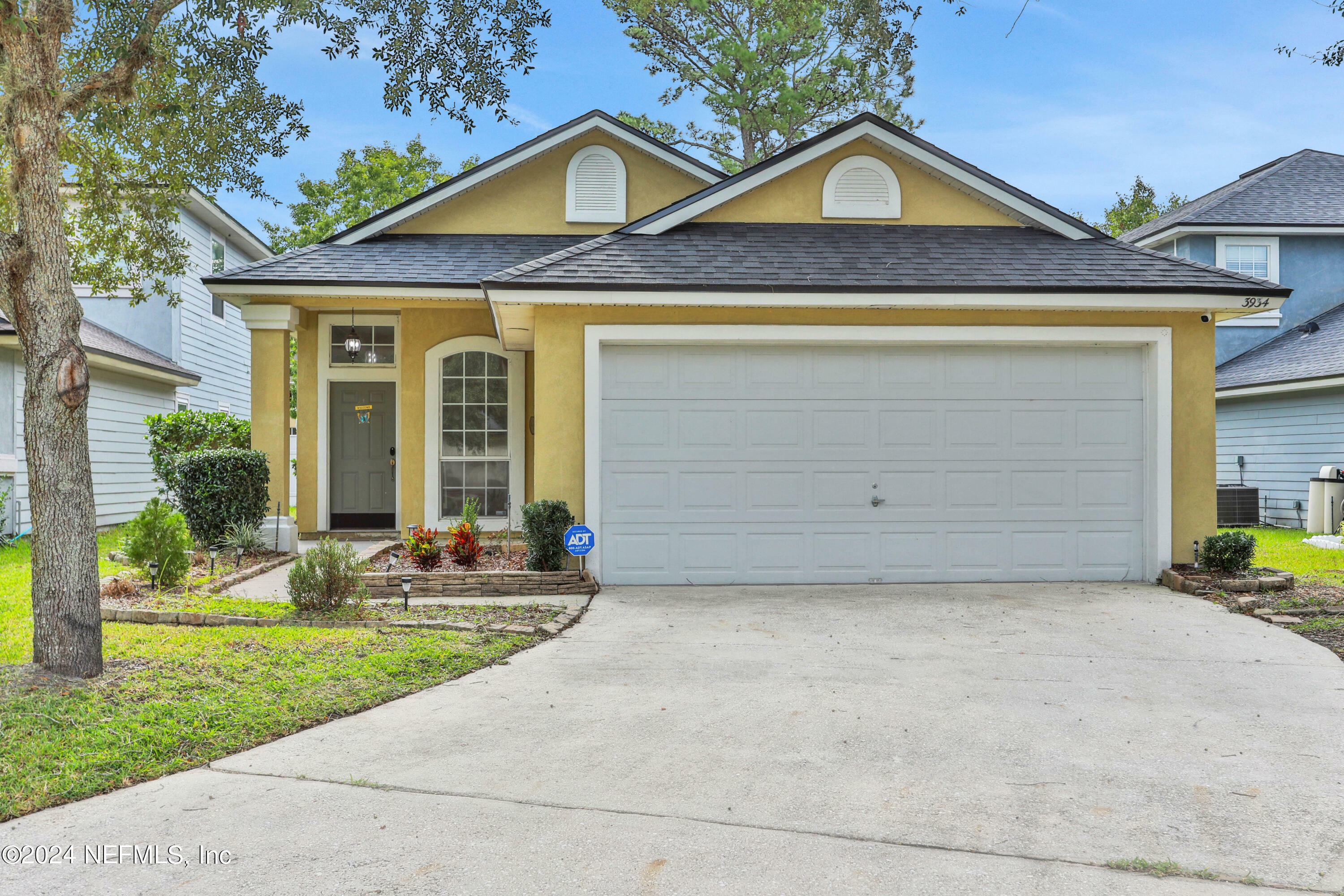 Property Photo:  3934 Pebble Brooke Circle S  FL 32065 