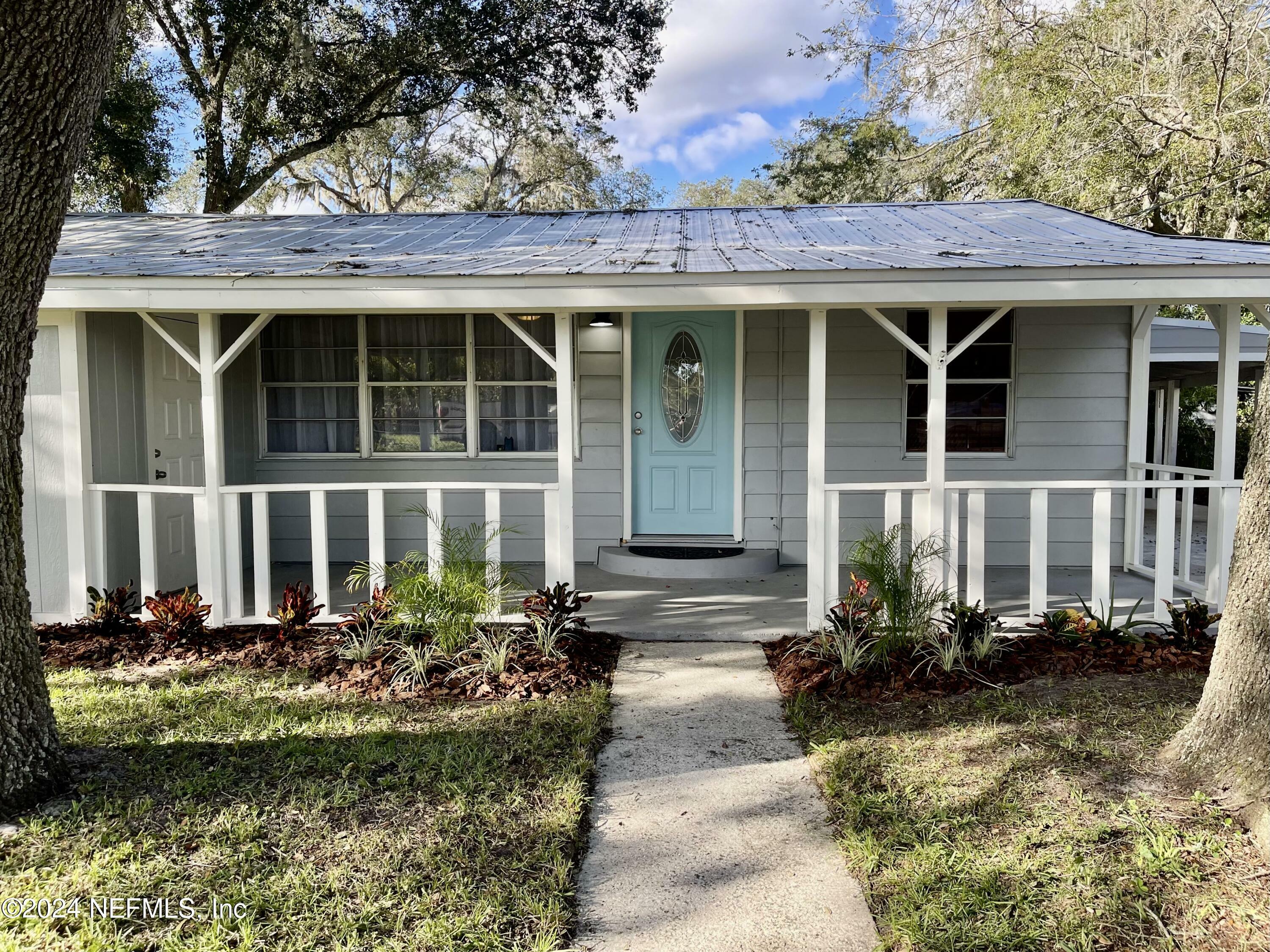 Property Photo:  284 Leo Street  FL 32084 