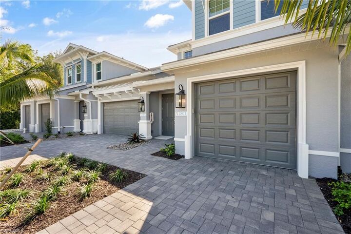 Property Photo:  2640 Seychelles Cir 2802  FL 34112 