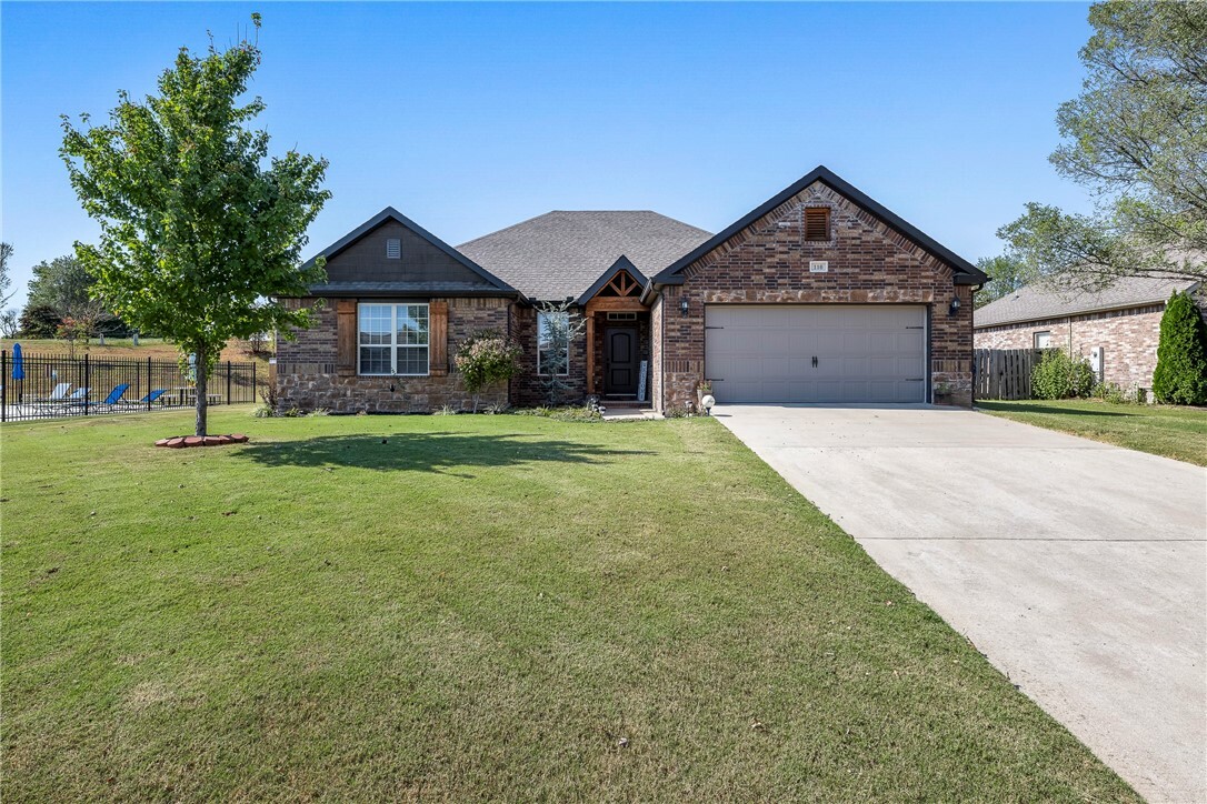 Property Photo:  116 Colville Street  AR 72745 