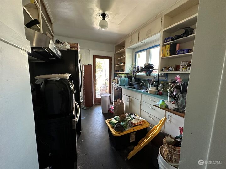 Property Photo:  838 S Oakes Street  WA 98405 