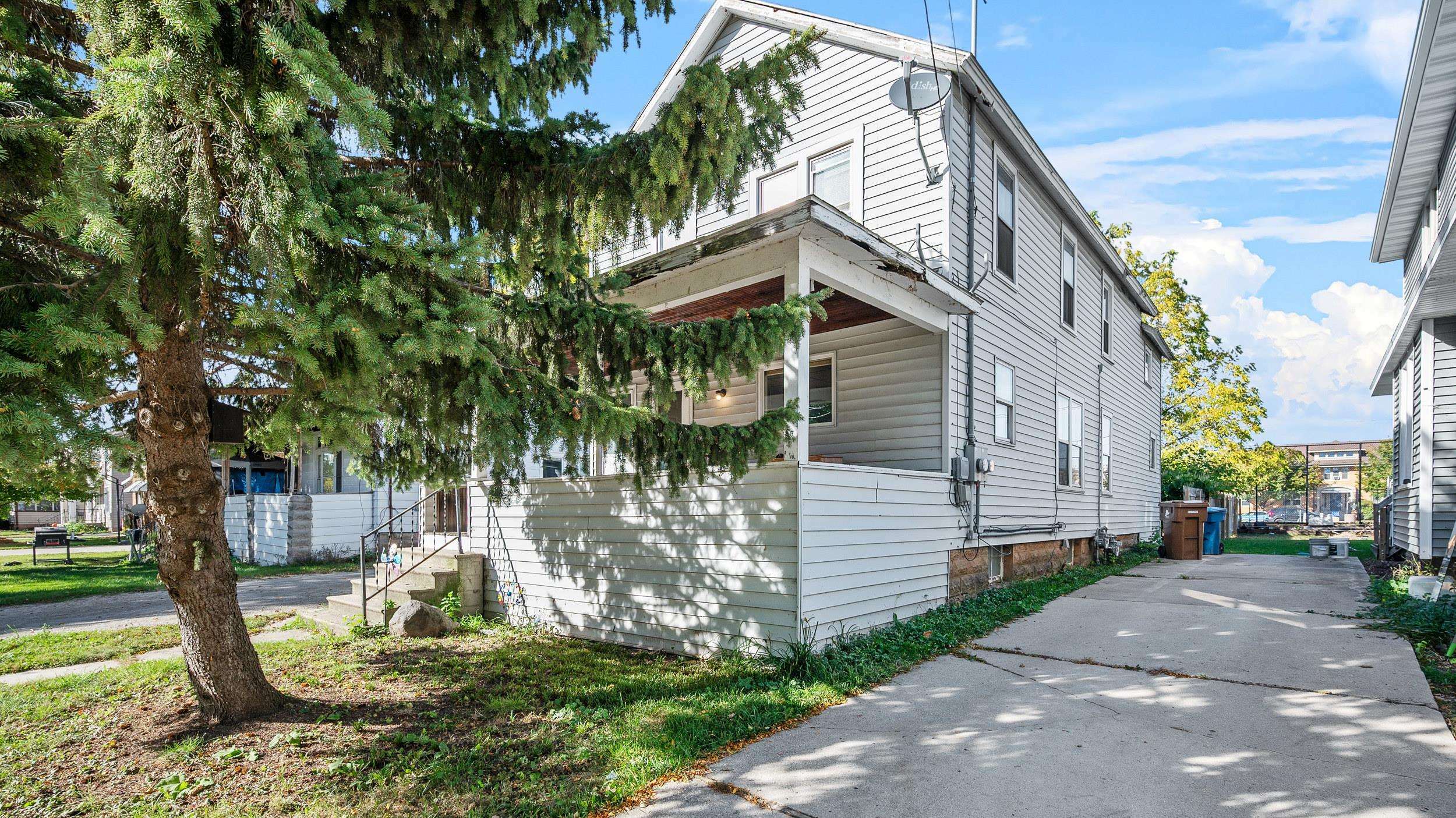 Property Photo:  520 1st Street  WI 54952 