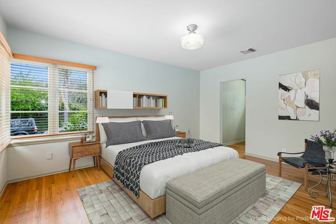 Property Photo:  212 Mabery Rd  CA 90402 