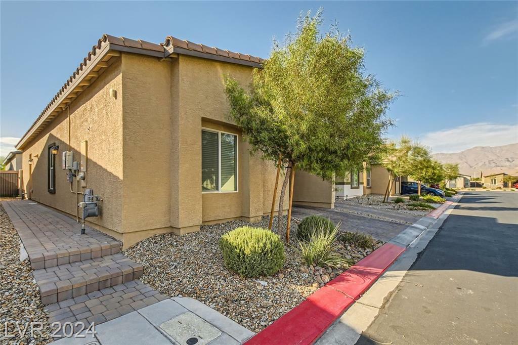 Property Photo:  7537 Brody Meadows Street  NV 89084 