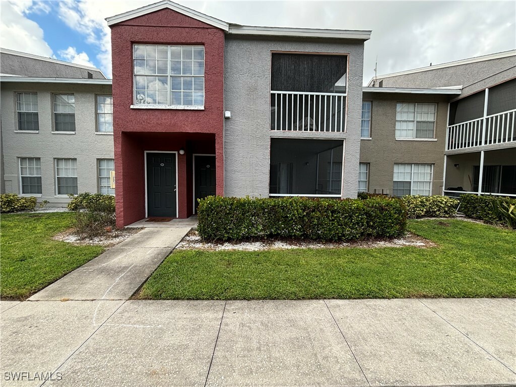 Property Photo:  201 Santa Clara Drive 201-5  FL 34104 