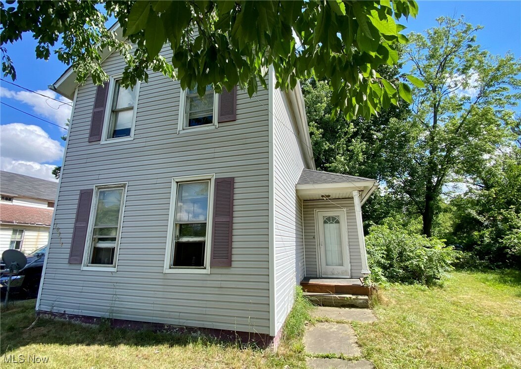 Property Photo:  10314 Harvard Avenue  OH 44105 