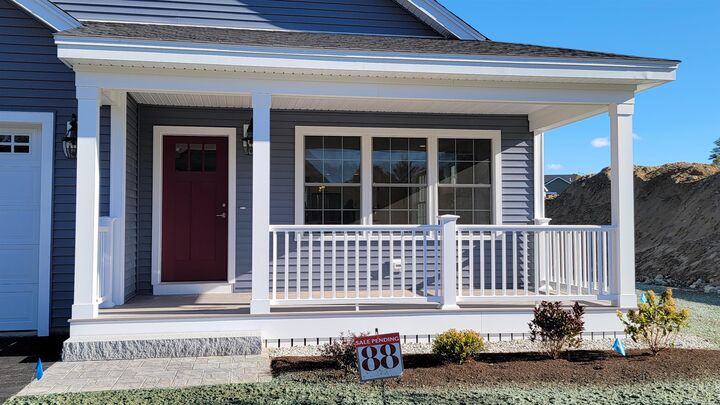 Property Photo:  79 Mulberry Lane  NH 03042 