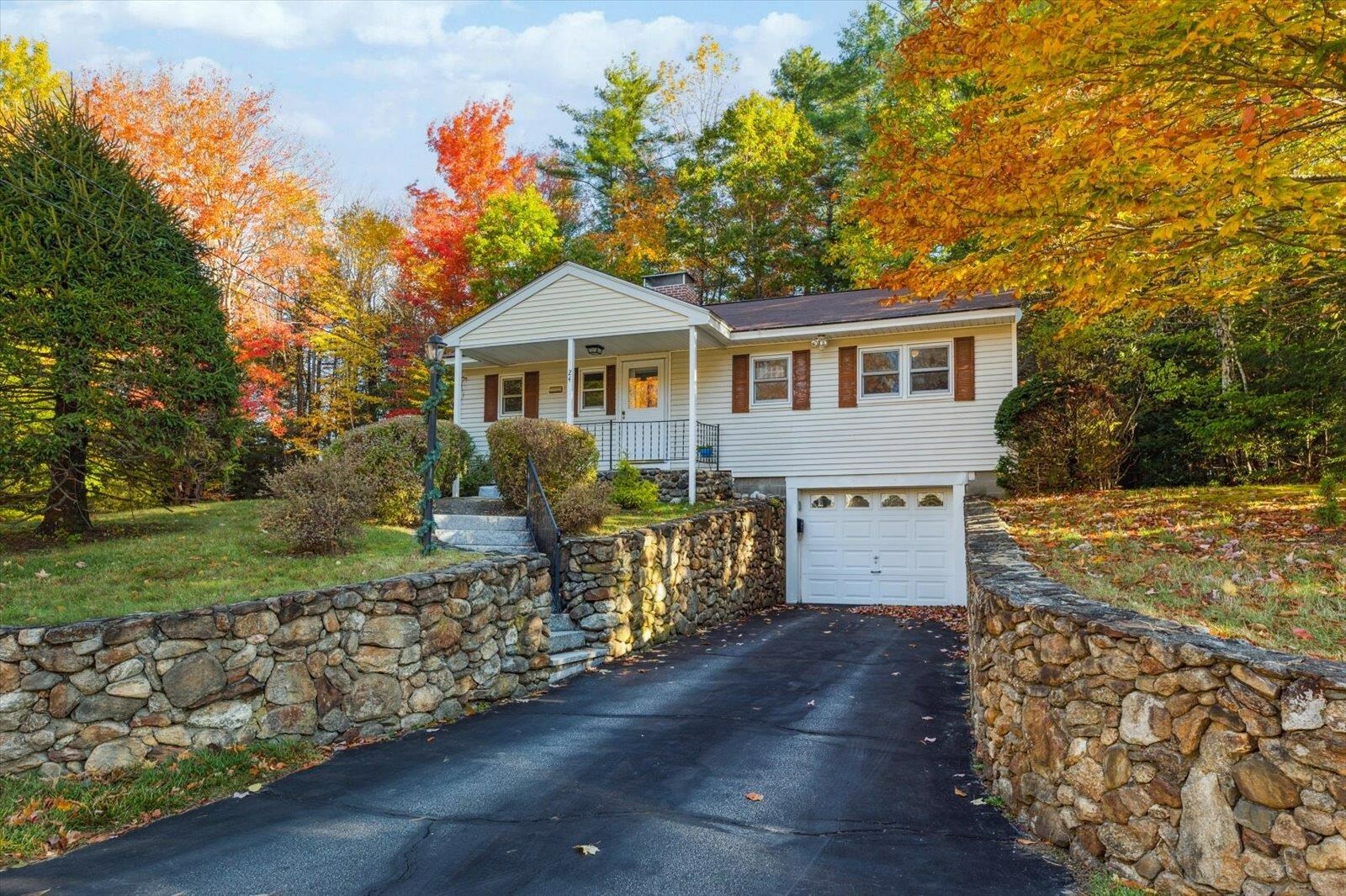 Property Photo:  24 Pinecrest Road  NH 03452 