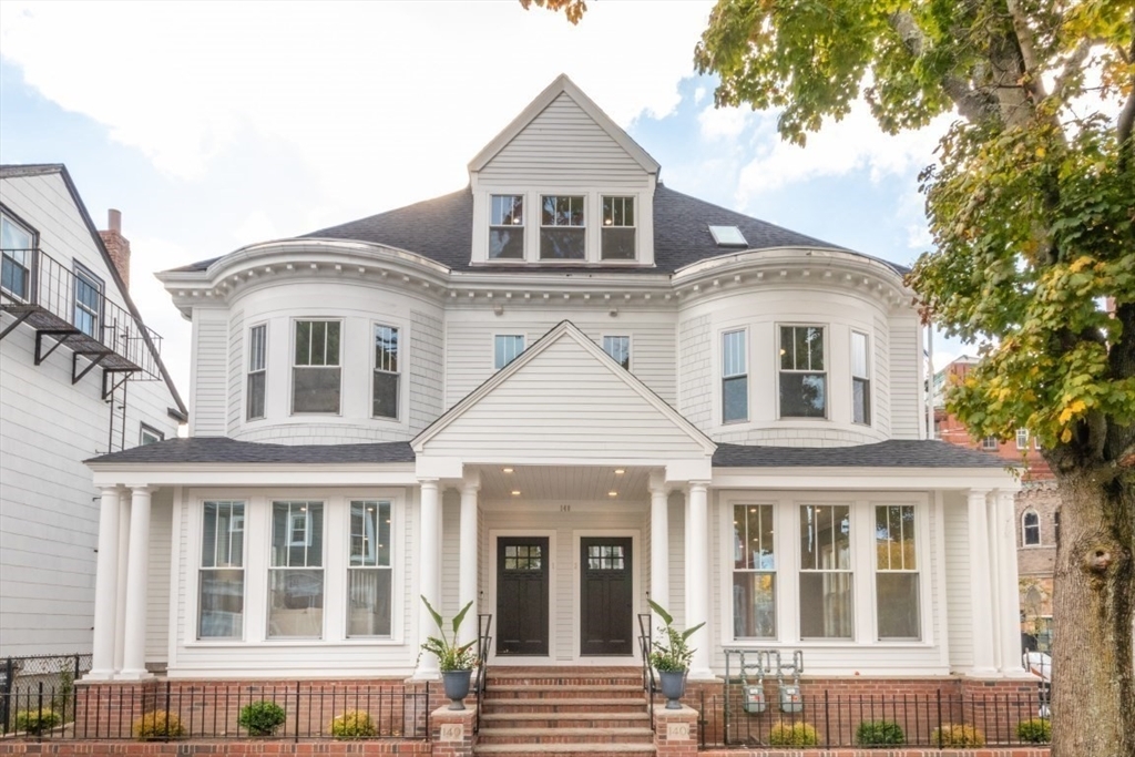 Property Photo: 140 Otis Street 2 MA 02141