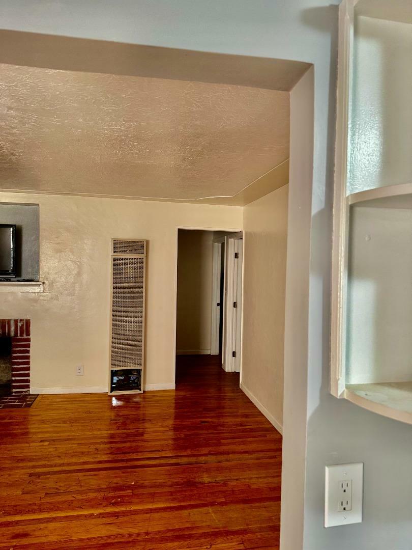 Property Photo:  330 East 18th Street  CA 95340 