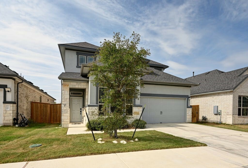 Property Photo:  13004 Stanford Drive 41  TX 78748 