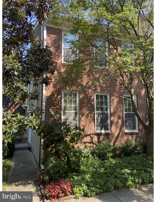 6115 Donival Square  Alexandria VA 22315 photo