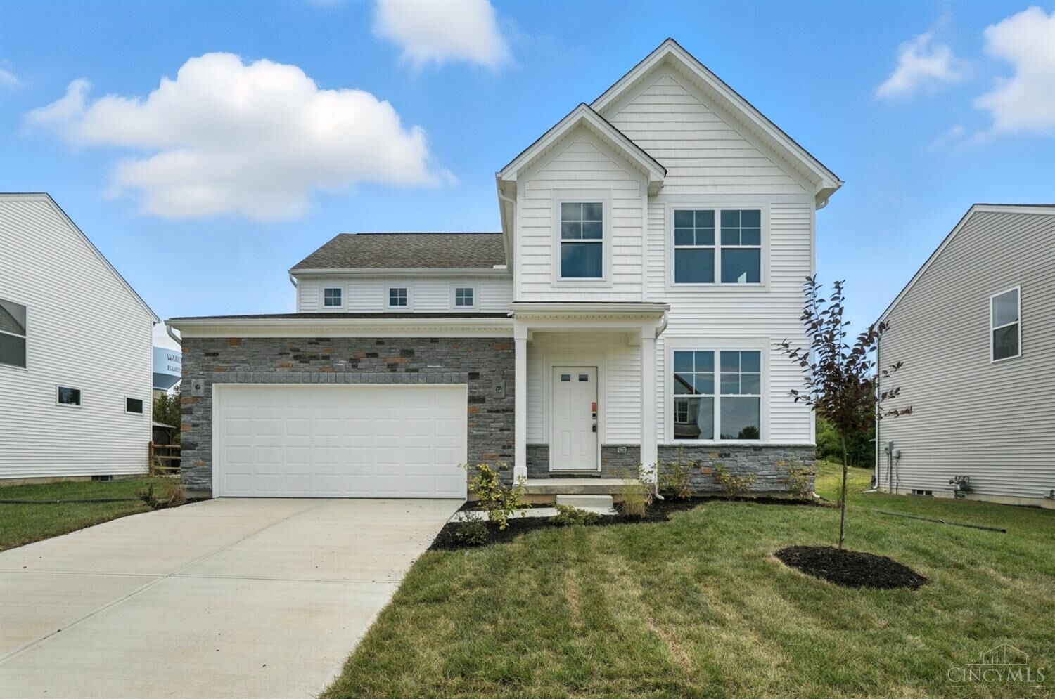 Property Photo: 619 Crabapple Court OH 45039