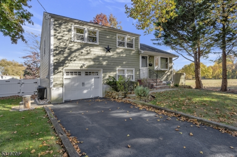 Property Photo:  141 Jensen Ave  NJ 07065 