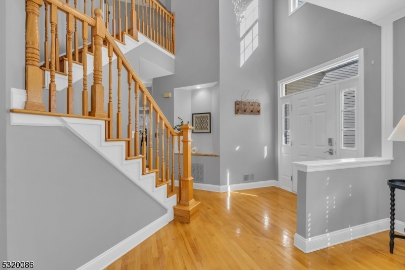 Property Photo:  27 Bouwrey Pl  NJ 08889 