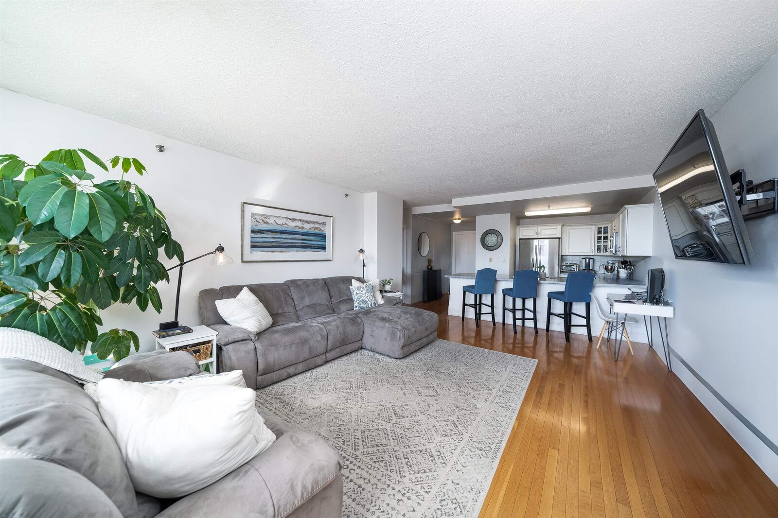 Property Photo:  415 Newark St 4F  NJ 07030 