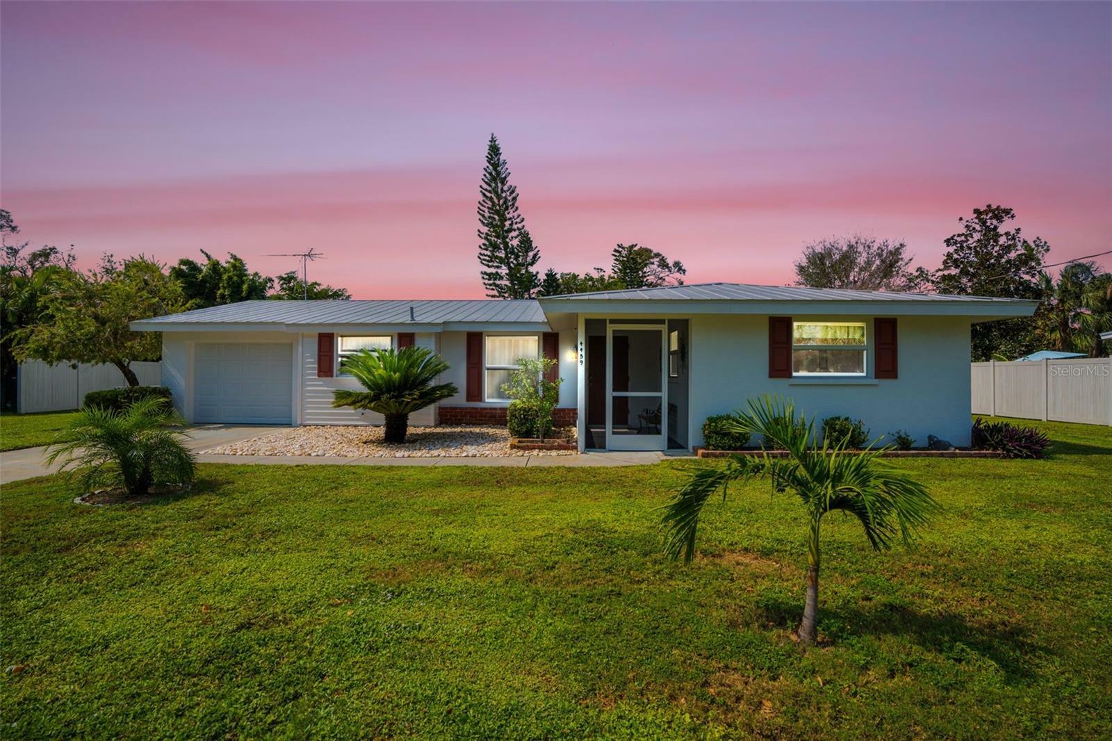 Property Photo:  4459 Beacon Drive  FL 34232 