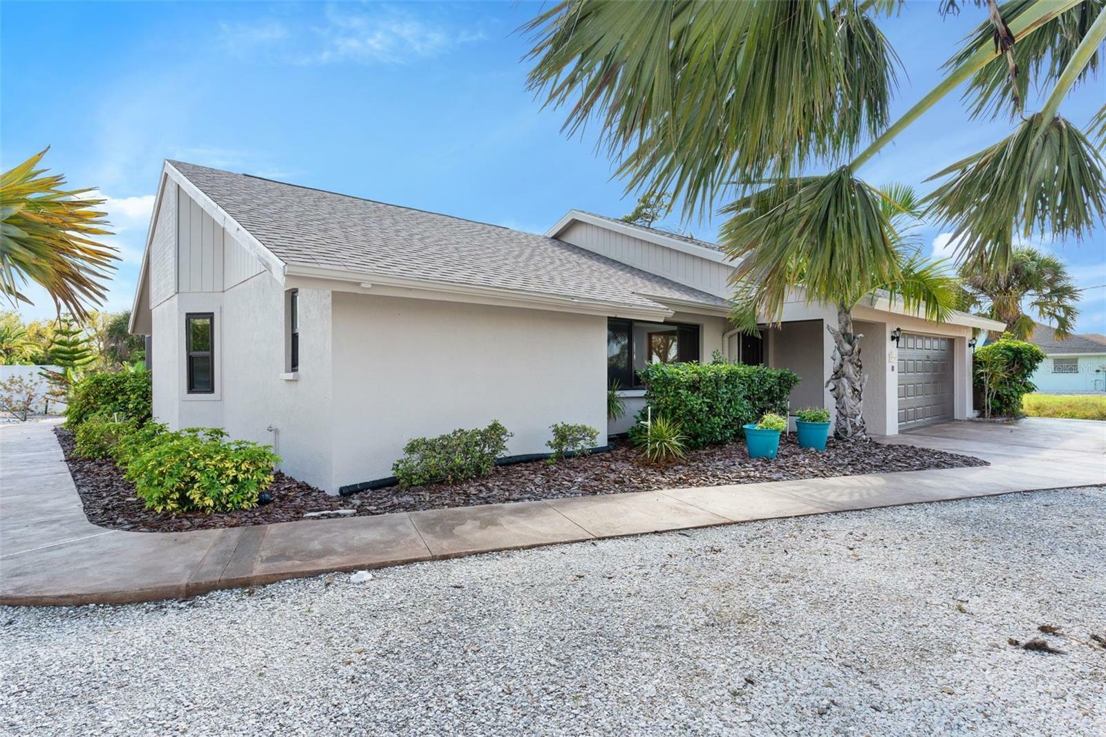 Property Photo:  2558 Oberon Road  FL 34224 