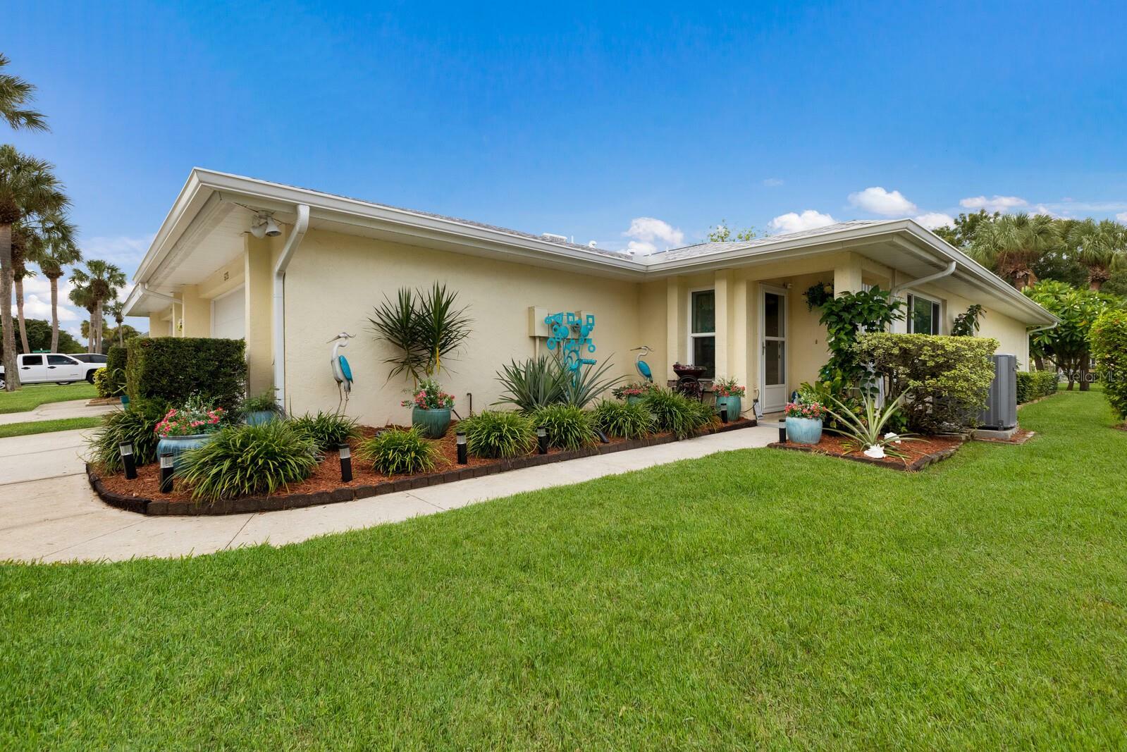 Property Photo:  5725 Center Pointe Lane 14  FL 34233 