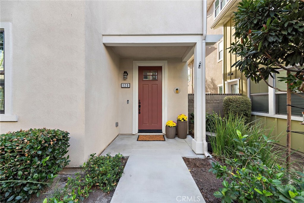 Property Photo:  120 Natal Road  CA 92694 