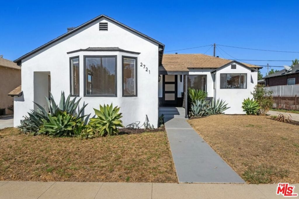 Property Photo: 2721 W 94th Street CA 90305