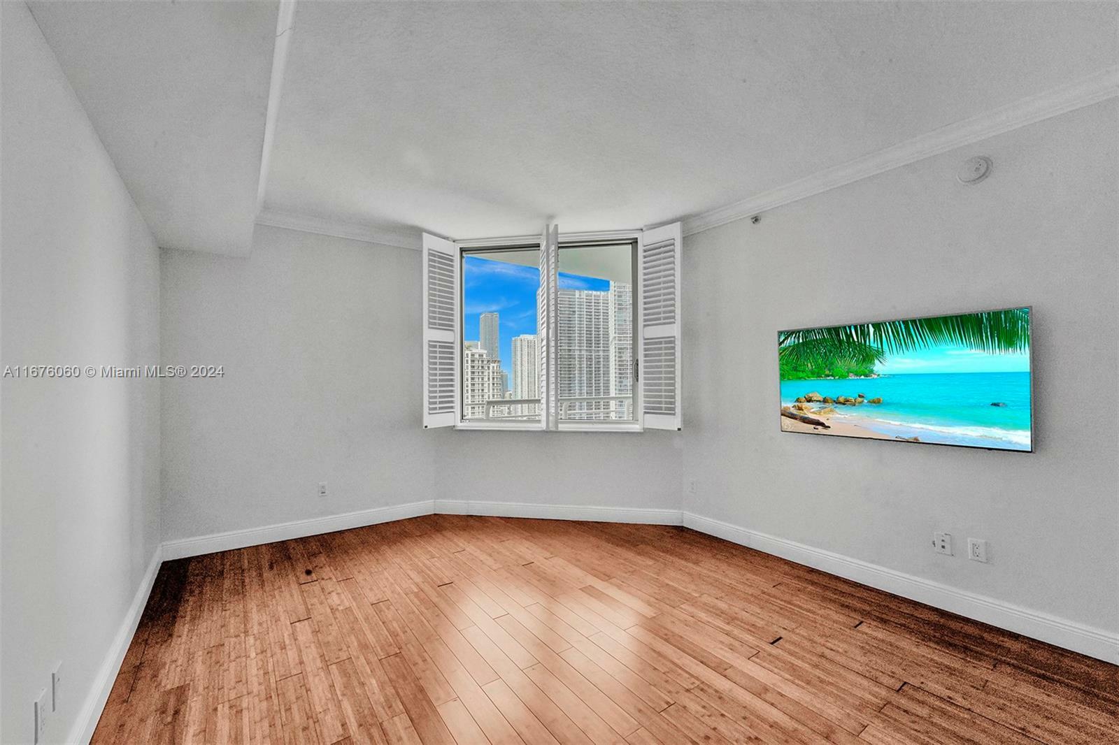 Property Photo:  325 S Biscayne Blvd 3521  FL 33131 