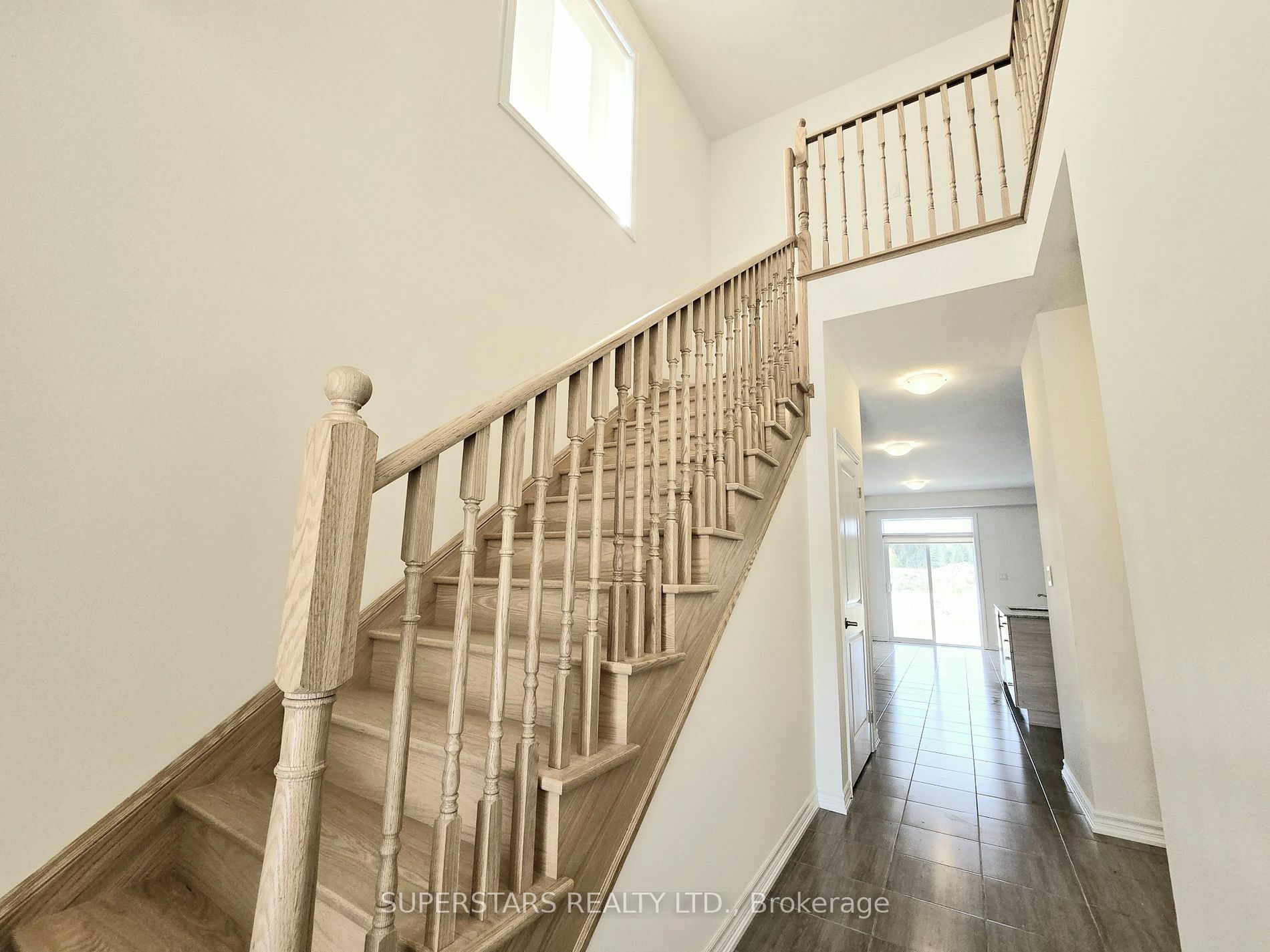 Property Photo:  18 Hillcroft Way  ON K0M 1A0 