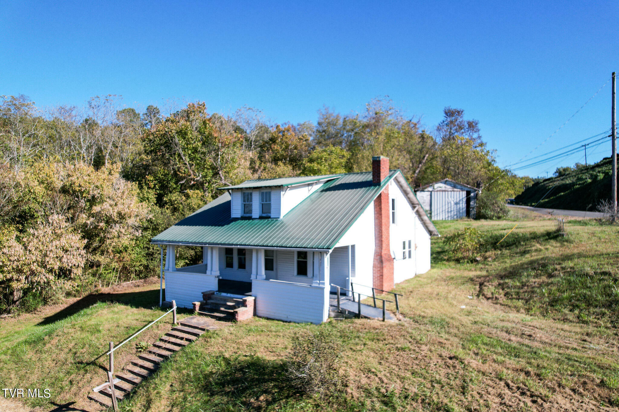 Property Photo:  40 Iron Bridge Road  TN 37818 